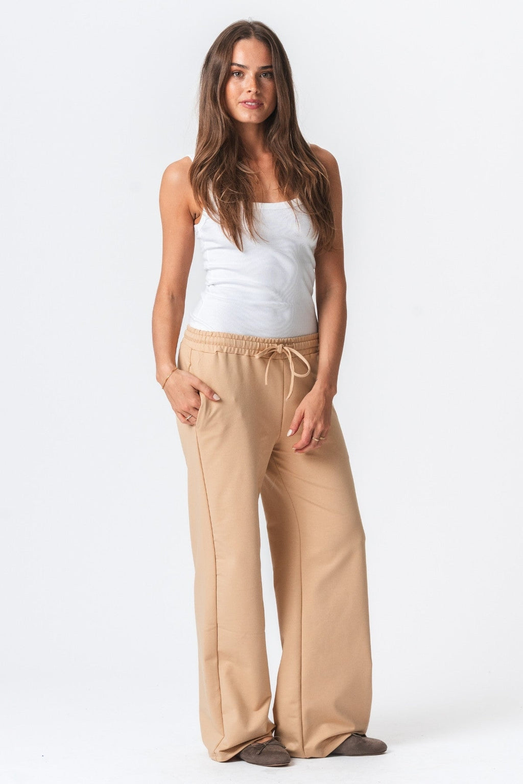 Pantaloni della tuta - sabbia