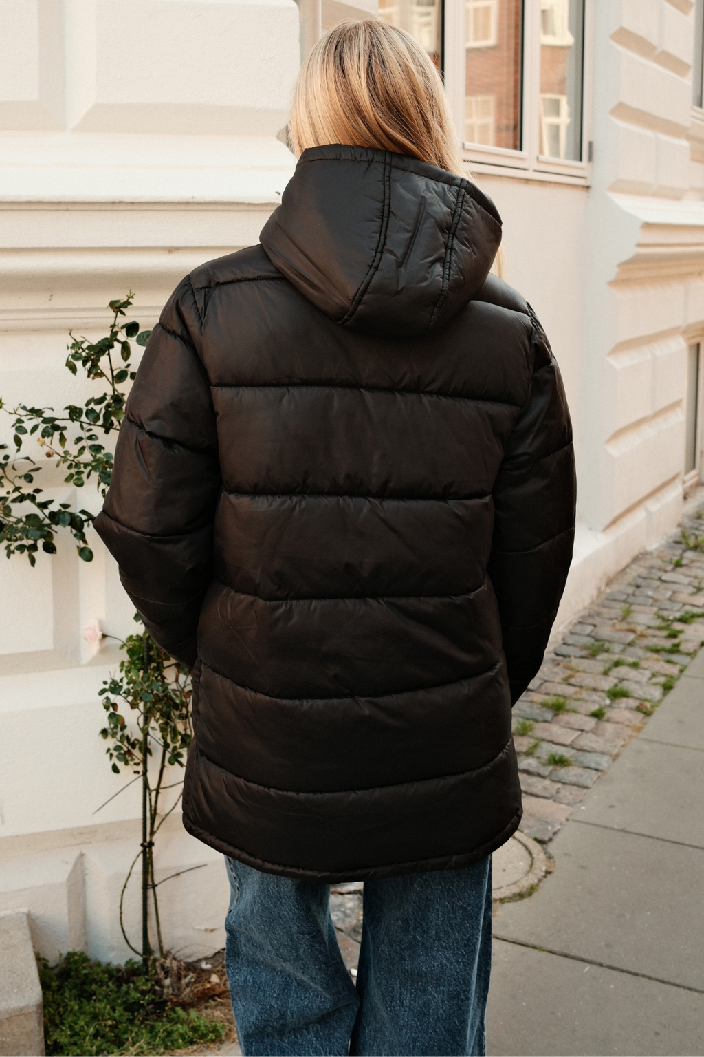 Long Puffer Jacket - Black