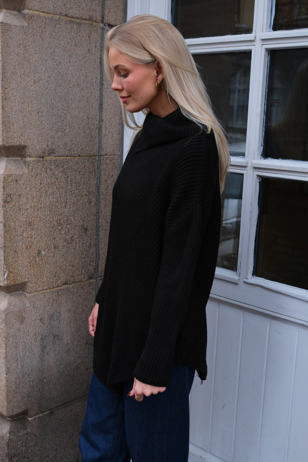 Lya High Neck Knit - Nero