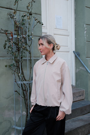 Ines Short Jacket - Beige