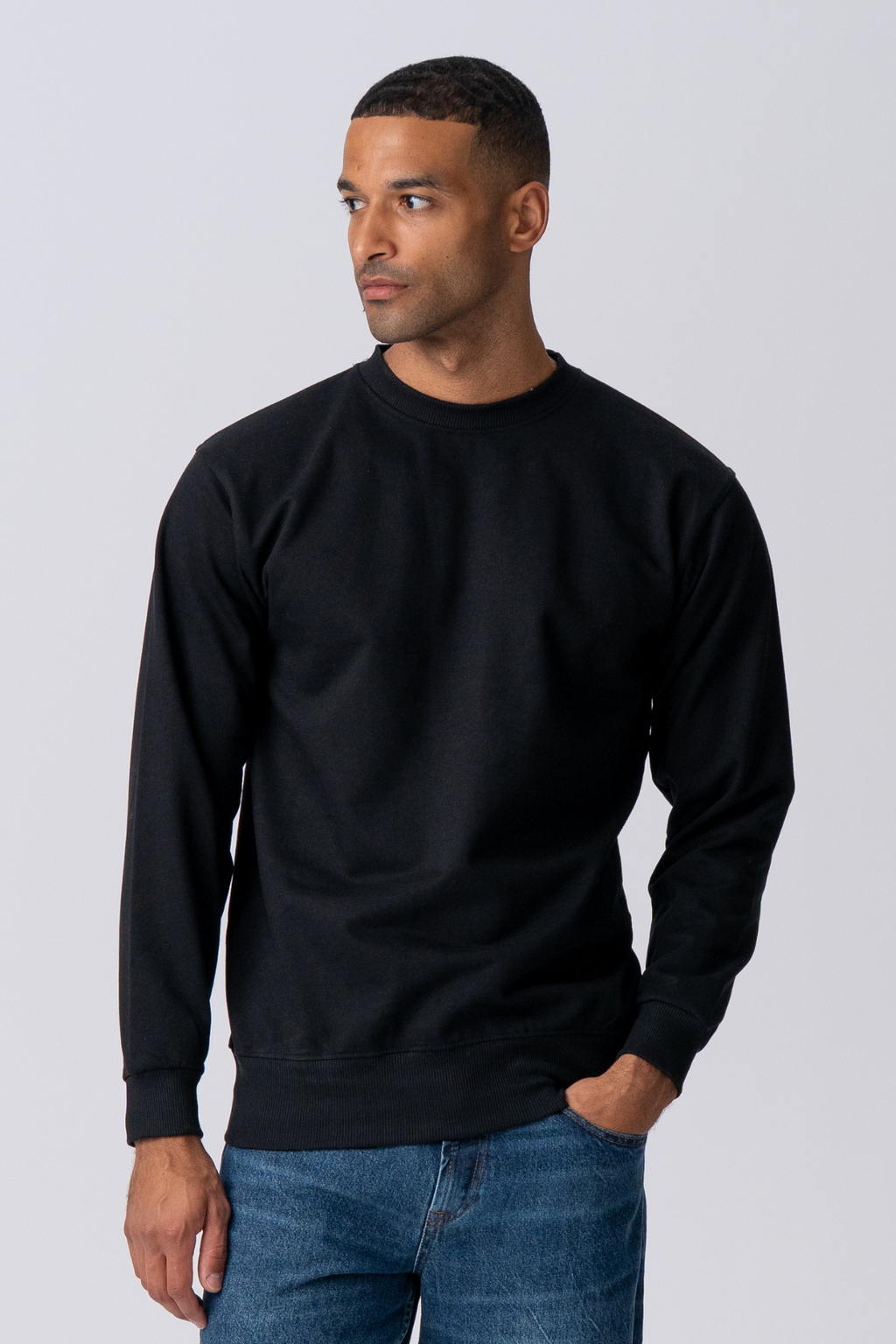 Essential Crewneck - Black