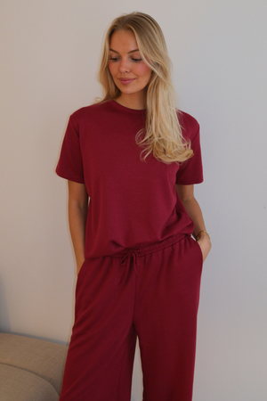T -shirt Leah Shee - Borgogna