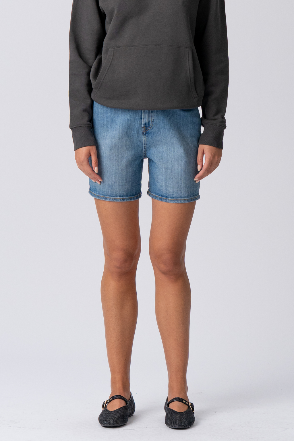 The Original Performance Denim Shorts - Medium Blue Denim (Woman)