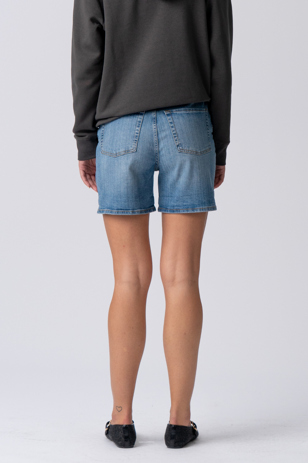The Original Performance Denim Shorts - Medium Blue Denim (Woman)