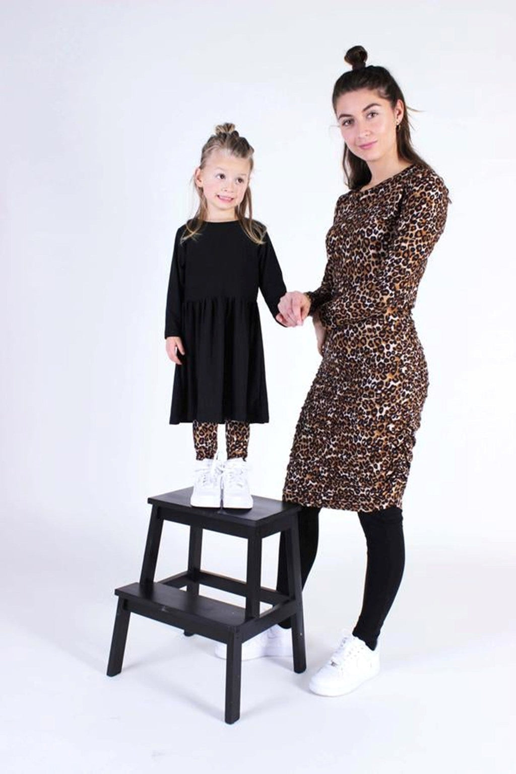 Alma Long-sleeved Dress - Leopard