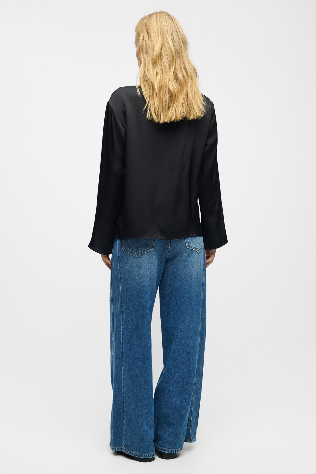 Top a cascata di peperoncino - Nero