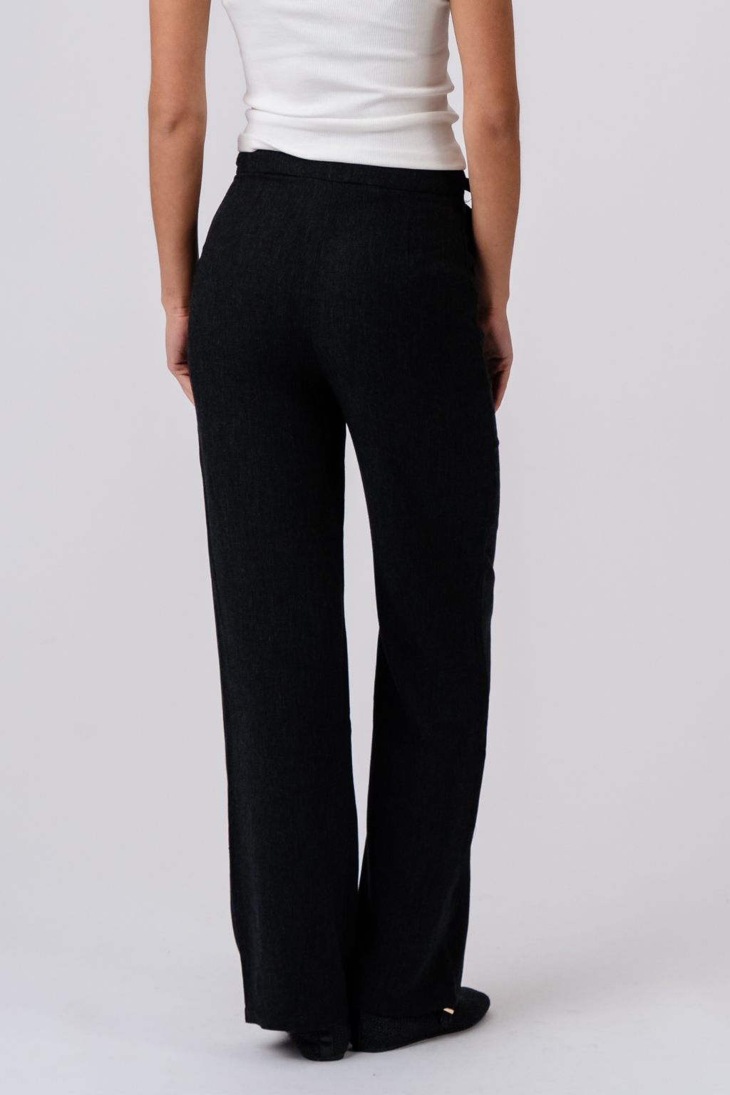 Aya Sciolto Pants - Nero