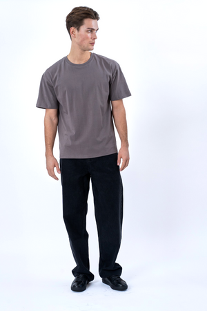 T-shirt squadrata - Grigio scuro