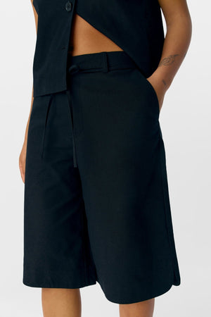 Aura Bermuda Shorts - Nero