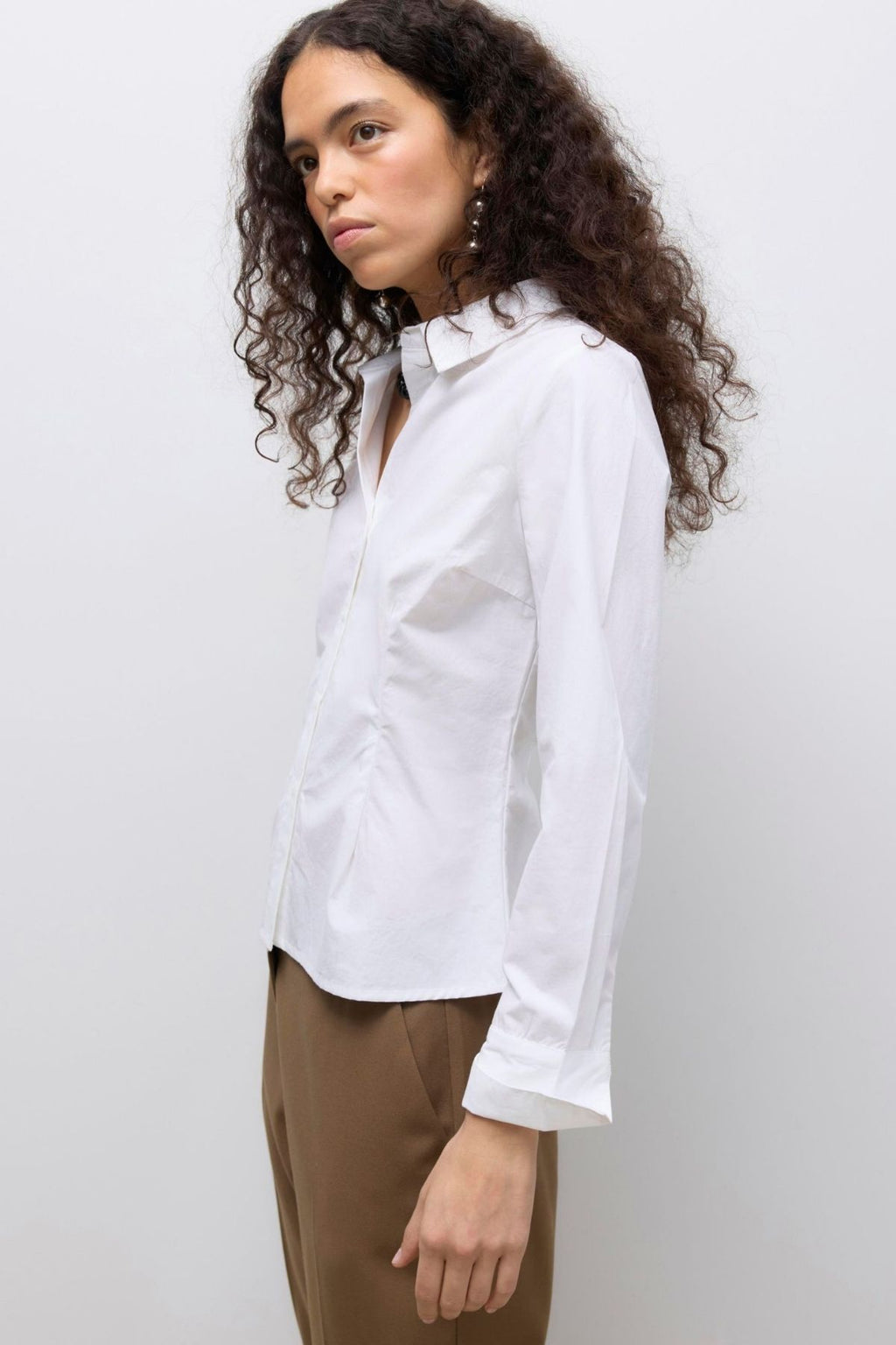 Camicia da scollo a V UMS - bianco brillante