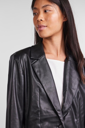 Nicole Blazer - Ordina