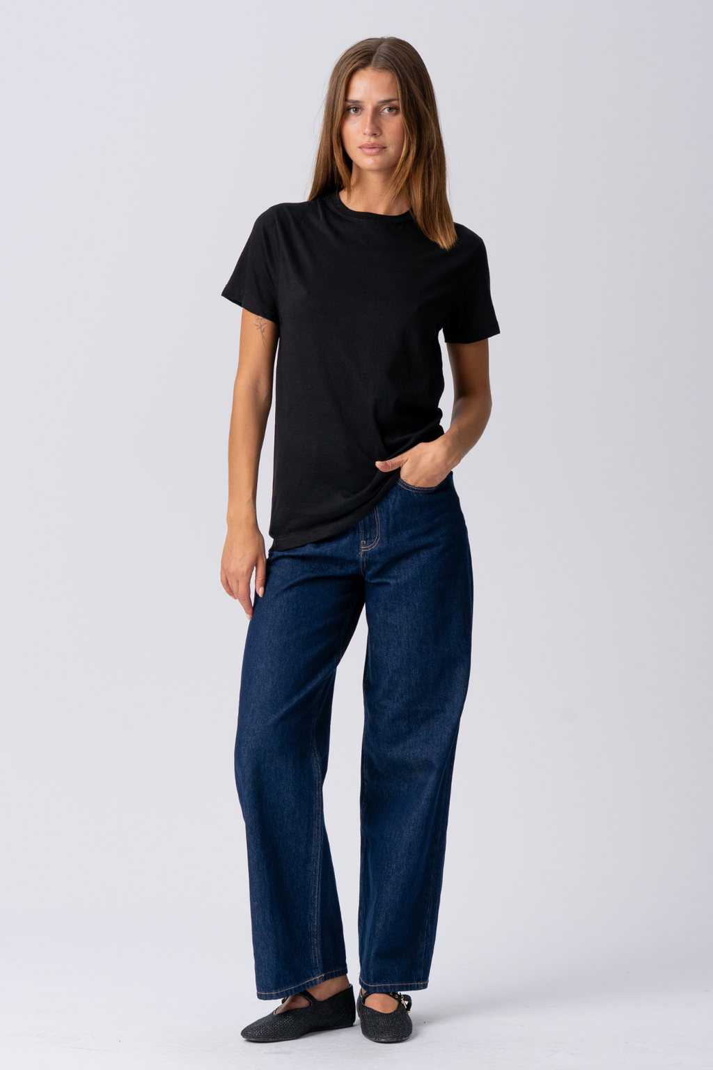 Basic T -shirt leggero - nero