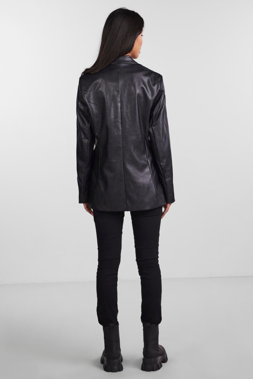 Nicole Blazer - Ordina