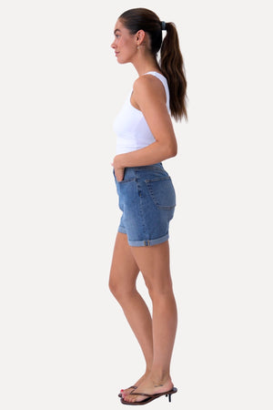 The Original Performance Denim Shorts - Denim blu medio (Donna)