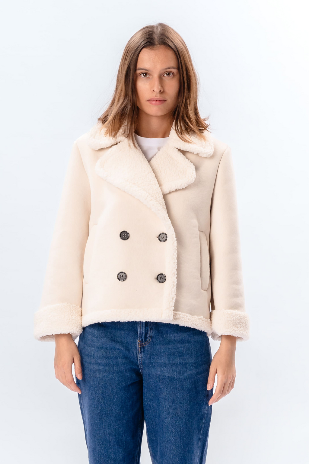 Cappotto corto in shearling - Gesso