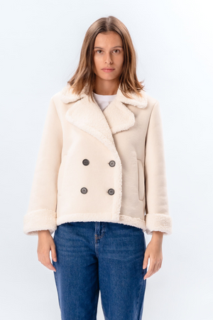 Cappotto corto in shearling - Gesso