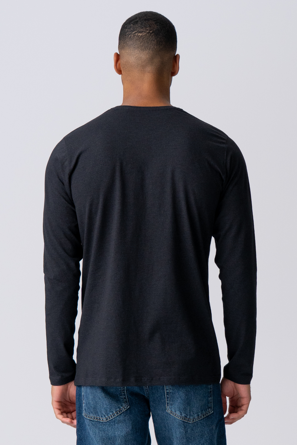 T-shirt di base a maniche lunghe-nero