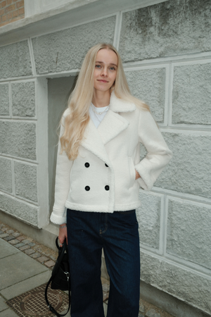 Cappotto corto in shearling - Gesso