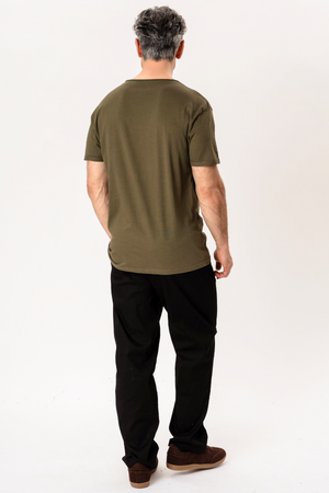 T-shirt con collo profondo - Verde oliva