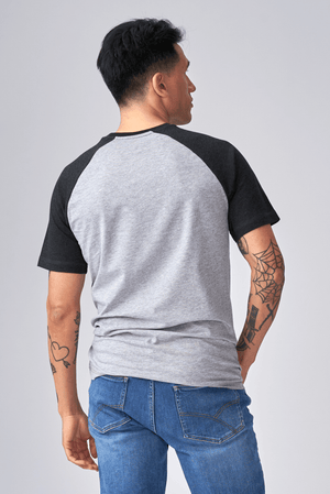 T-shirt Raglan di base-grigio nero