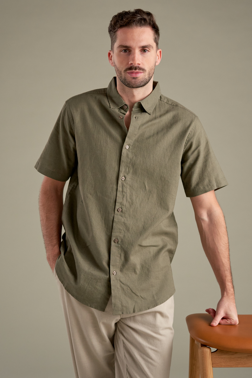 Camicia di lino manica corta - esercito