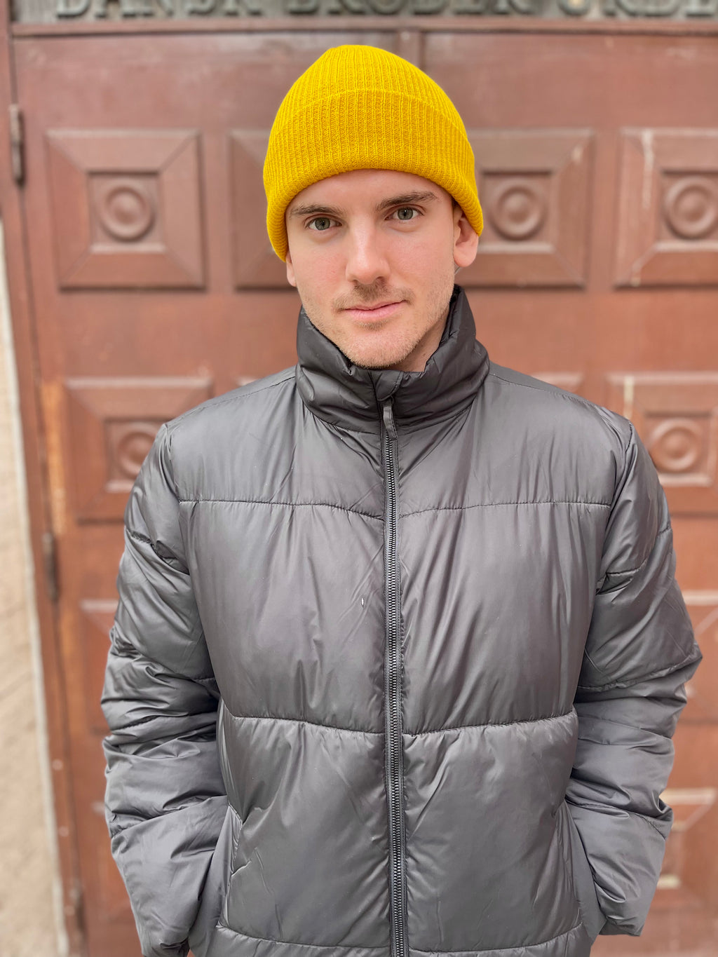 Knitted beanie - Dusty Yellow