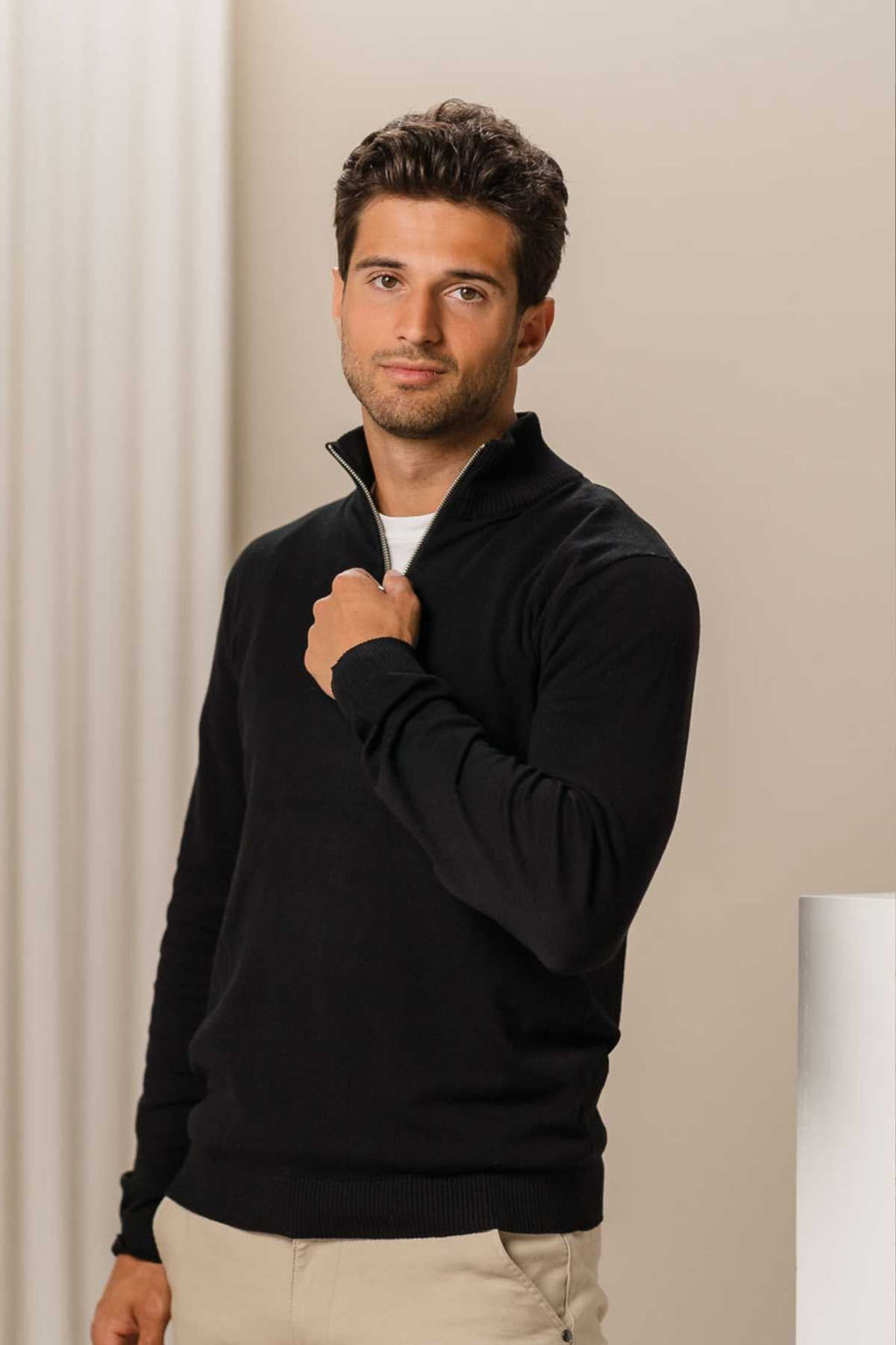 Pullover con mezza zip - Nero