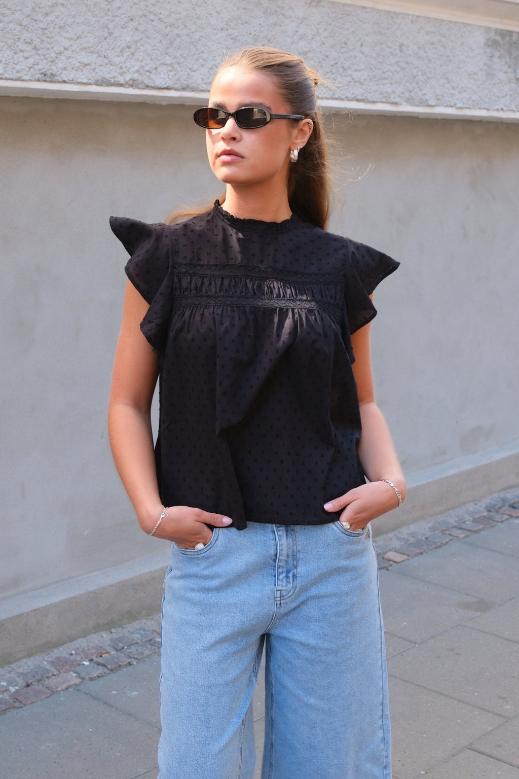 Top in pizzo trigono - nero