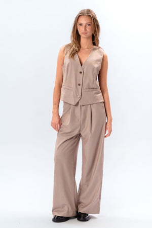 Nadia vest and pants (Beige) - Package deal