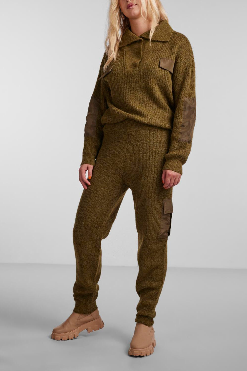 Pantaloni a maglia Naura - Greenne abete