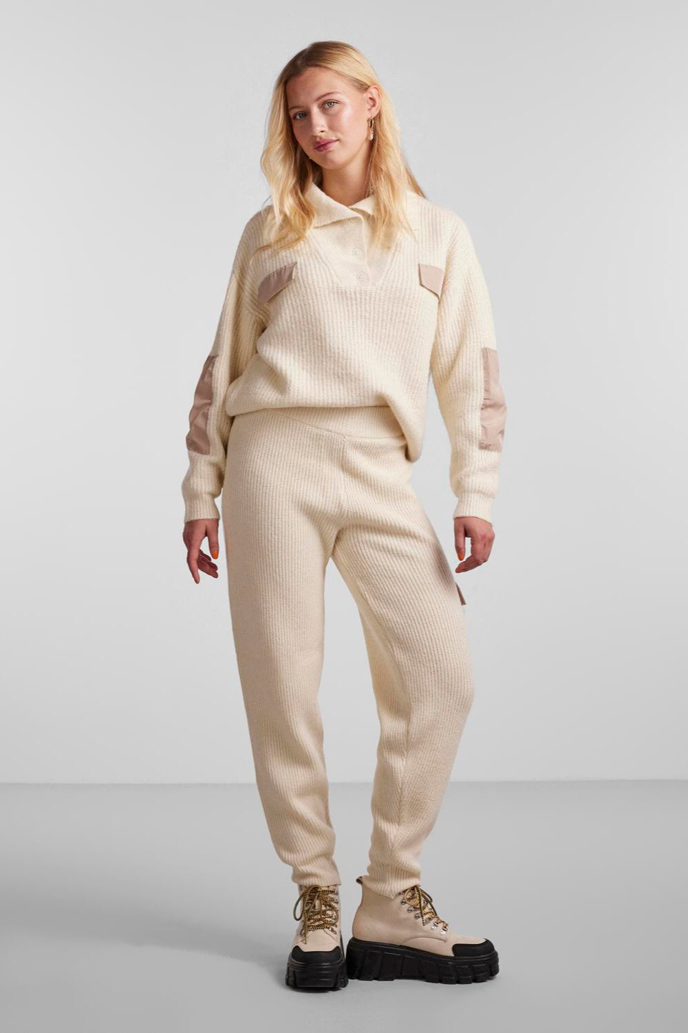 Pantaloni a maglia naura - bianco antico