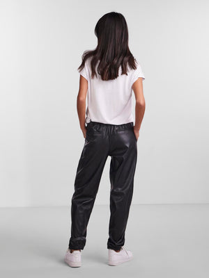 Nicole Bukser - Ordina