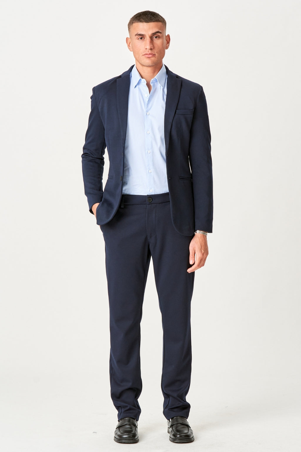 The Original Performance Suit Regular Fit – (Navy)