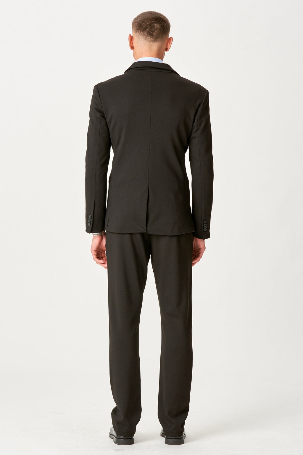 The Original Performance Suit Regular Fit – (Black) (V.I.P)