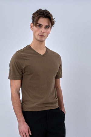 Basic T-shirt scollo a V - Oliva