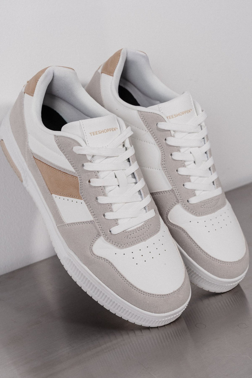 Sneaker classica - Bianco/Beige