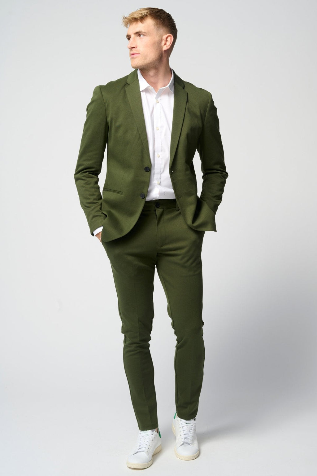 Performance Suit™️ (Verde scuro) + Performance Camicia - Offerta pacchetto (V.I.P)