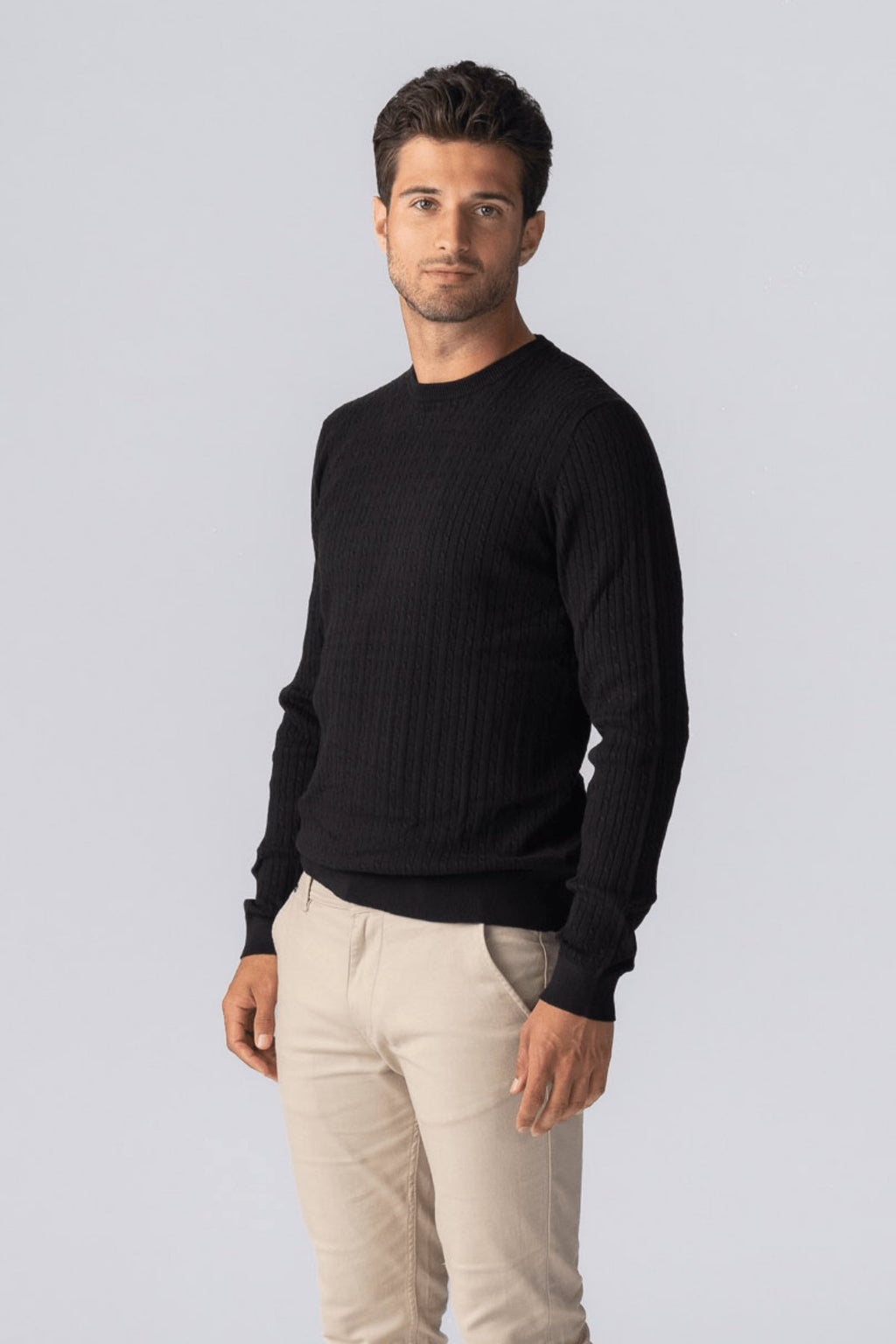 Pullover in maglia a cavi - Nero