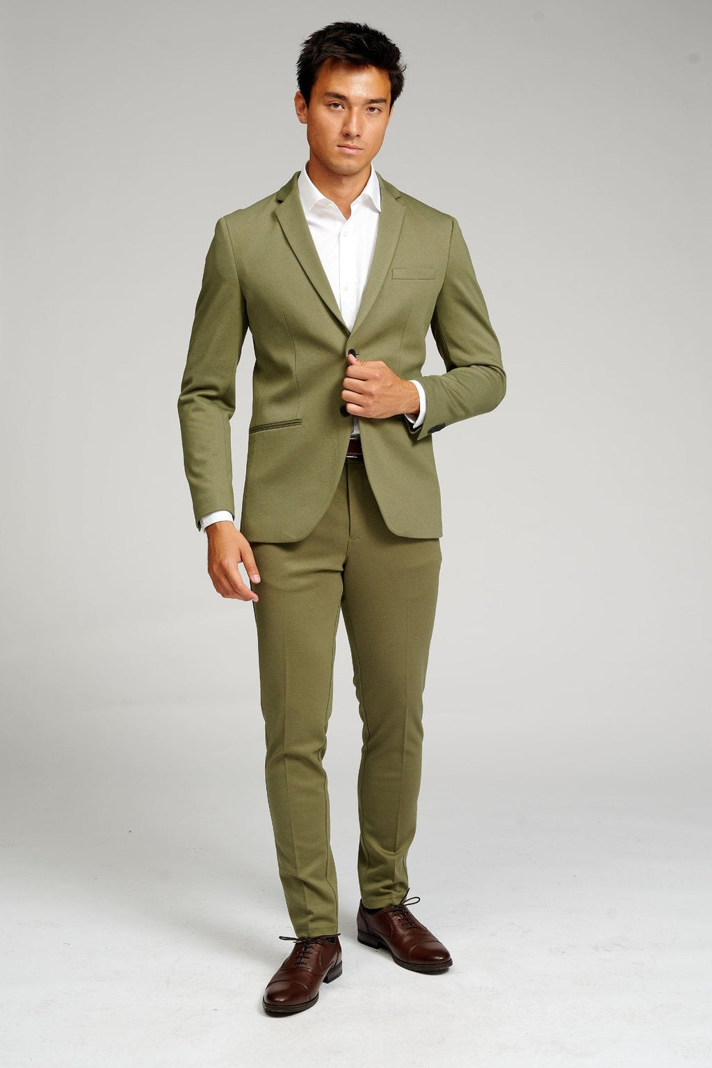 The Original Performance Suit™️ (Olive) + Camicia e cravatta - Offerta pacchetto