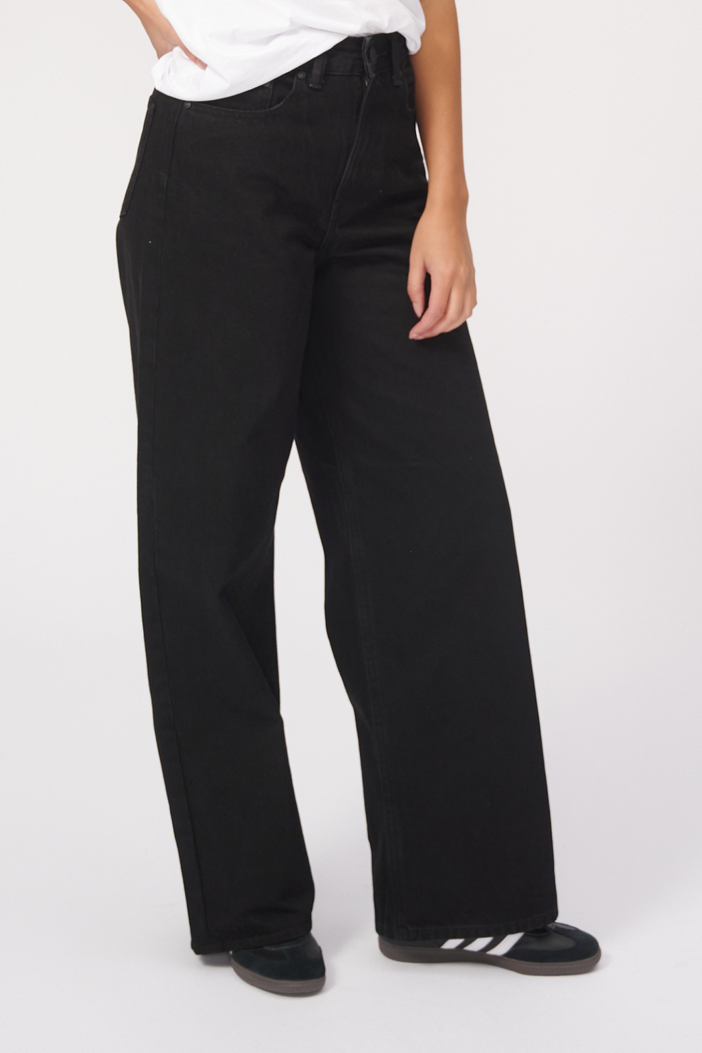 The Original Performance Wide Jeans - Black Denim