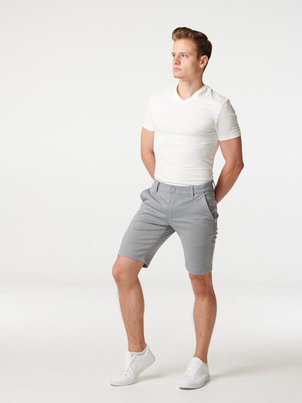 Pantaloncini chino - grigio chiaro